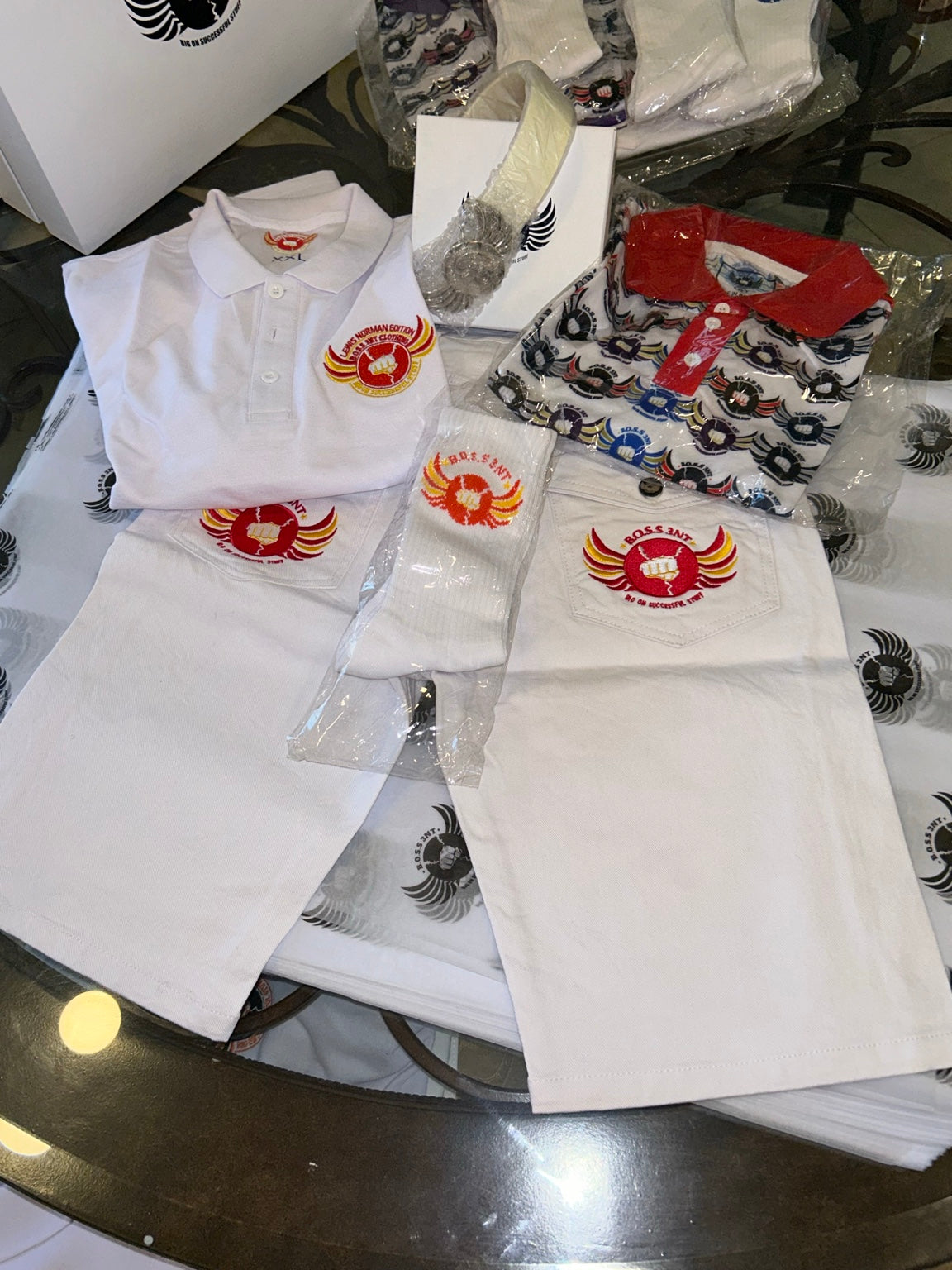 B.O.S.S. 3NT Ice White shorts 2